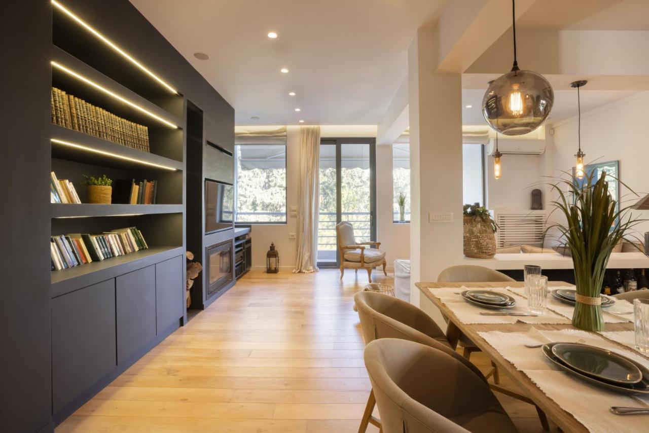 Elegant, Chic, Hip 2 Bedroom W/ Forest View In Athens! Esterno foto